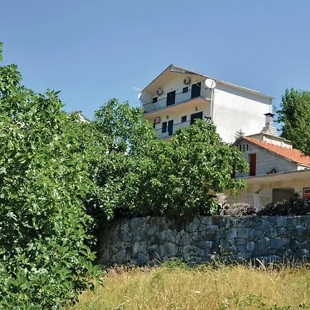 Put 08 Gornji Dolac